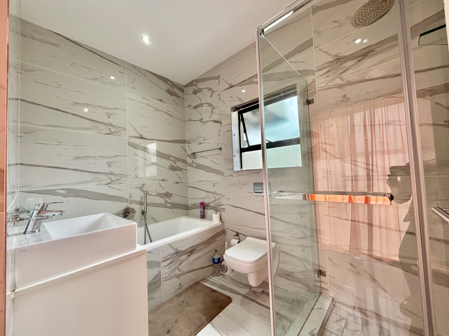 3 Bedroom Property for Sale in Sandown Western Cape